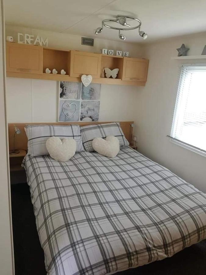 אינגולדמלס I 10 Caravan 4 Berth Chase Caravan Park מראה חיצוני תמונה