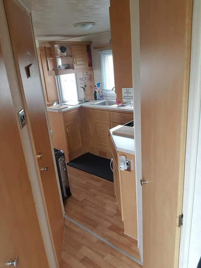 אינגולדמלס I 10 Caravan 4 Berth Chase Caravan Park מראה חיצוני תמונה